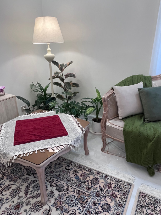 رومیزی چاپ قلمکار شیخی سایز 80 در 80 ترکیب کتان و مخمل