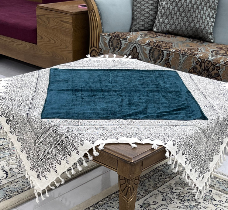 رومیزی چاپ قلمکار شیخی سایز ۱۰۰ در ۱۰۰ ترکیب کتان و مخمل