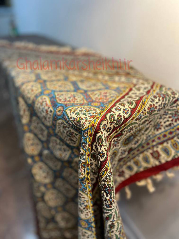 رومیزی چاپ قلمکار شیخی سایز 100 در 100 طرح گنبد مسجد شیخ لطف اله