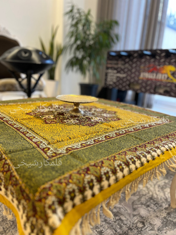 رومیزی چاپ قلمکار شیخی طرح ترنجی سایز 100 در 100