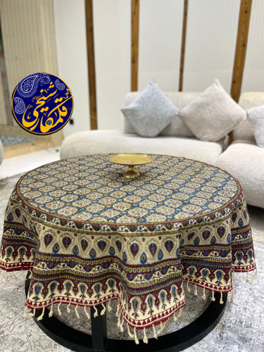 رومیزی گرد چاپ قلمکار شیخی قطر ۱۵۰ طرح زیر سقف مسجد شیخ لطفالله صادراتی
