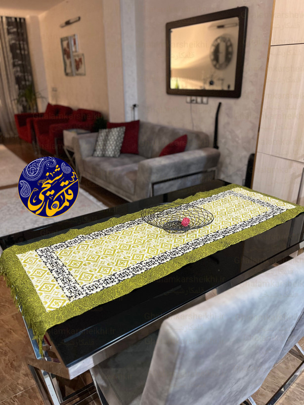 رانر رومیزی چاپ قلمکار شیخی سایز ۵۰در ۱۵۰ طرح گلیم