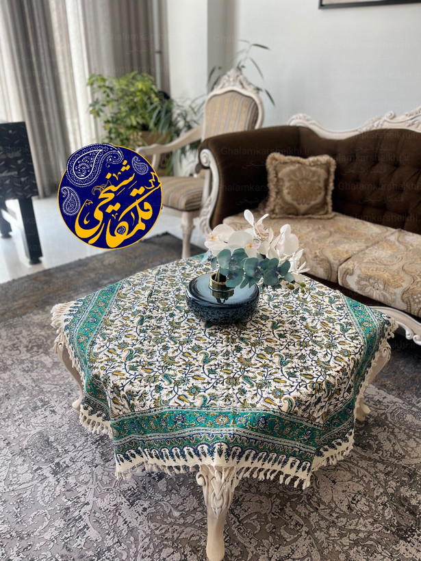 رومیزی چاپ قلمکار شیخی طرح گل و مرغ سایز ۱۲۰×۱۲۰ سانتیمتر