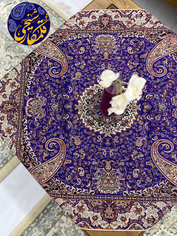 رومیزی مربع ابریشمی درجه یک، طرح لچکترنج و بتهجقه